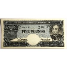 AUSTRALIA 1960 . FIVE 5 POUNDS BANKNOTE . COOMBS/WILSON